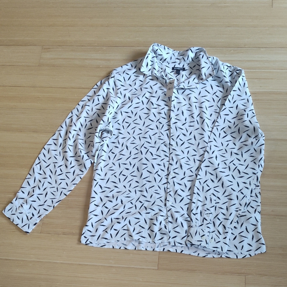 Express White and Black Patterned Button Down Shirt